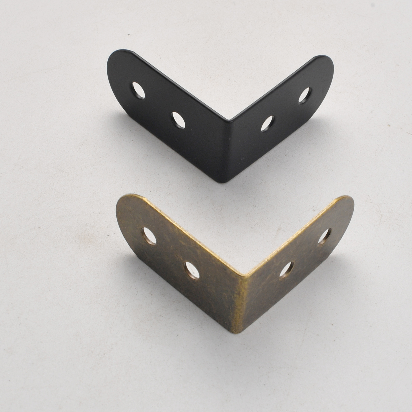 Furniture Hardware Material - Producent Gruby żelazny materiał Czarny wspornik